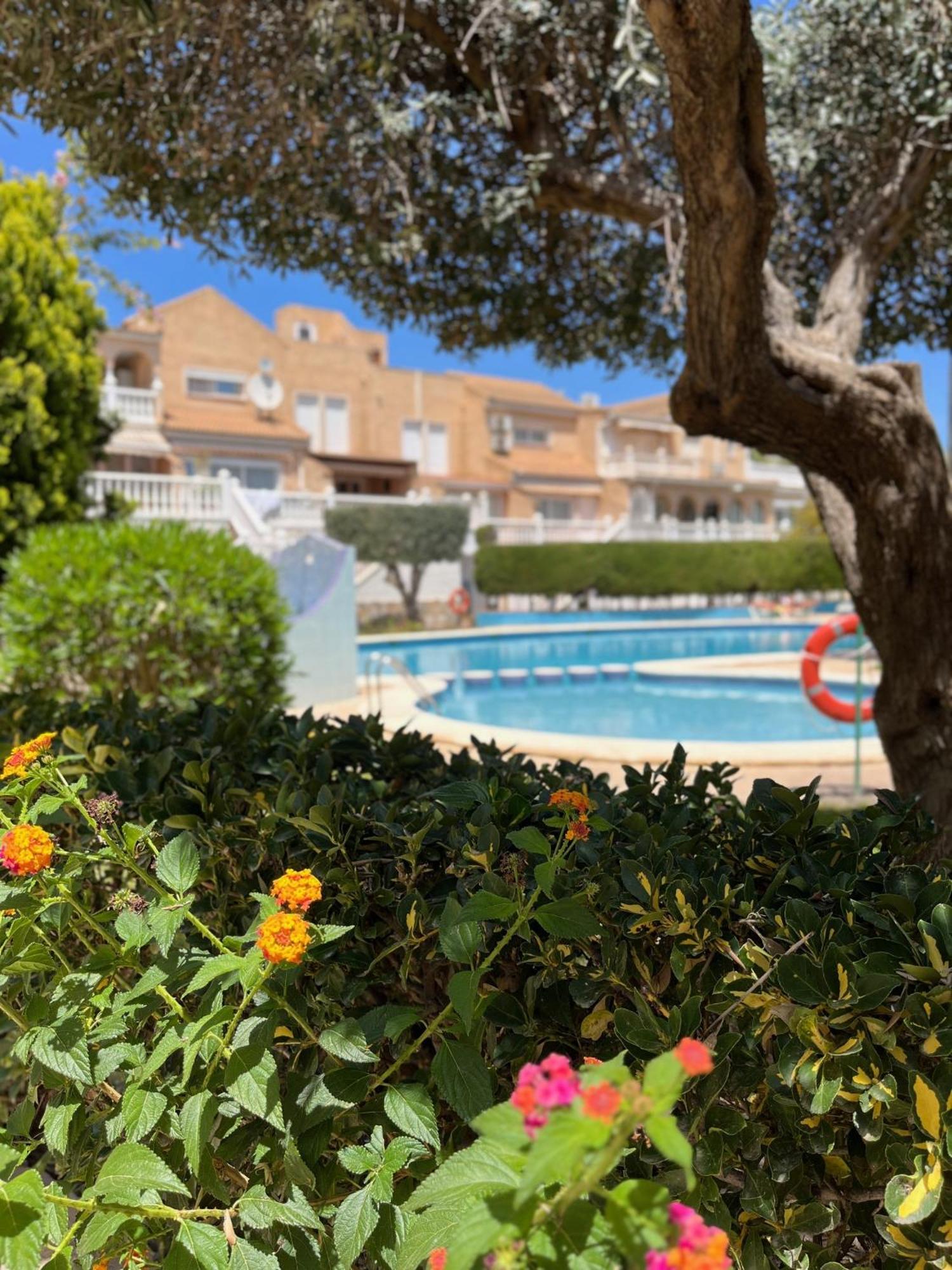 Casa Naru Albir, Duplex Appartement Met Ruim Terras En Buitenkeuken El Albir Luaran gambar