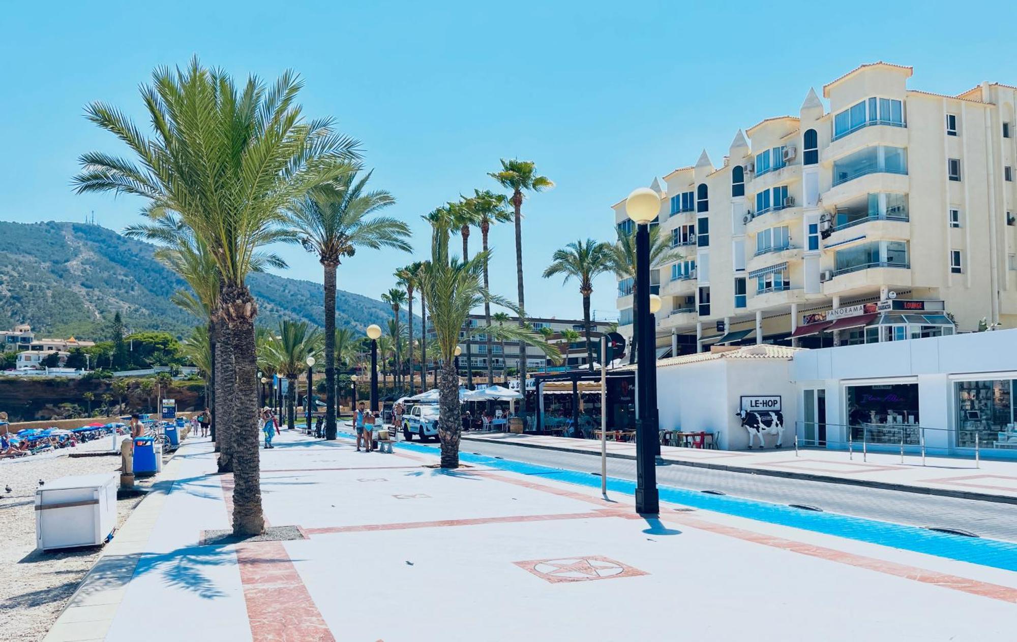 Casa Naru Albir, Duplex Appartement Met Ruim Terras En Buitenkeuken El Albir Luaran gambar